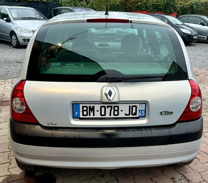 RENAULT CLIO 1.4L 16V 98Ch *LUXE PRIVILEGE* / REVISEE&REVISEE