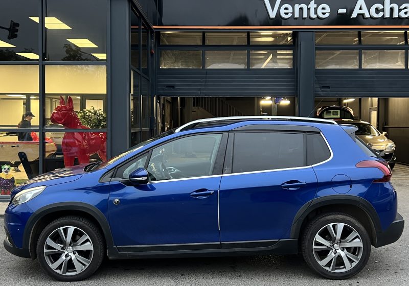 PEUGEOT 2008 PHASE 2 CROSSWAY 1.5 BLUE HDI 120 BOITE AUTO TOIT PANO Apple & Android - Garantie 1 an