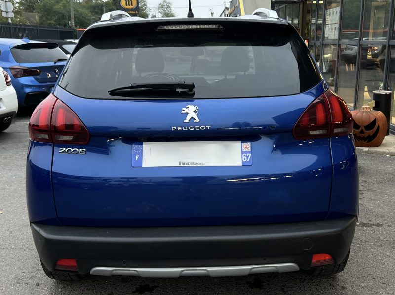 PEUGEOT 2008 PHASE 2 CROSSWAY 1.5 BLUE HDI 120 BOITE AUTO TOIT PANO Apple & Android - Garantie 1 an