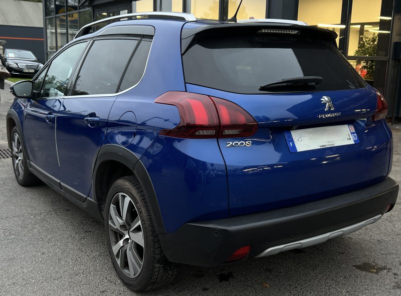 PEUGEOT 2008 PHASE 2 CROSSWAY 1.5 BLUE HDI 120 BOITE AUTO TOIT PANO Apple & Android - Garantie 1 an