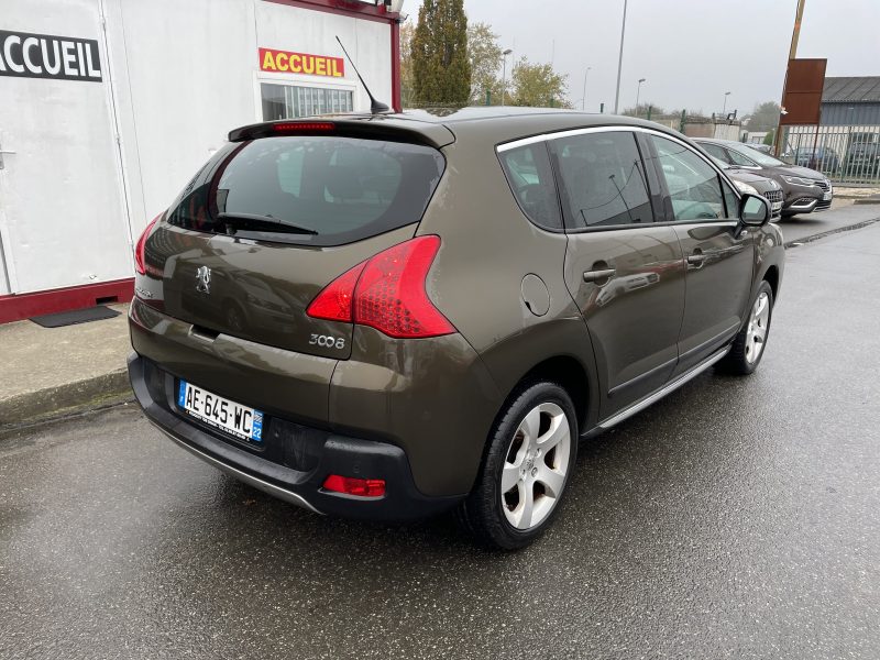 PEUGEOT 3008 2009