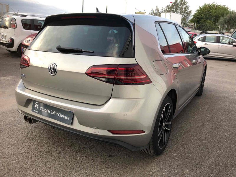 VOLKSWAGEN GOLF 2020