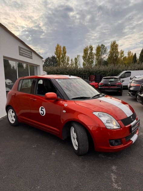 SUZUKI SWIFT 2008 1.3 92CV / Moteur à Chaine / CT OK 