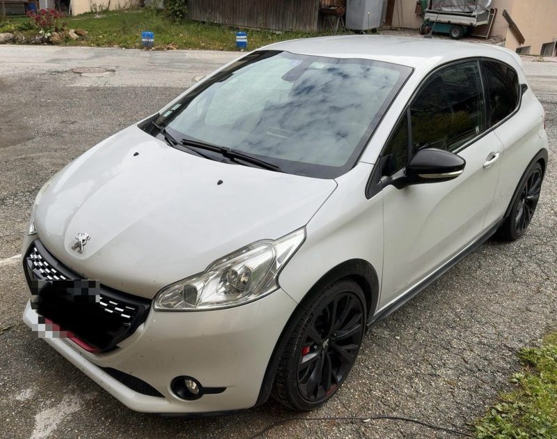 PEUGEOT 208 1.6 THP GTi 210 cv BPS By Peugeot Sport Garantie 12 mois