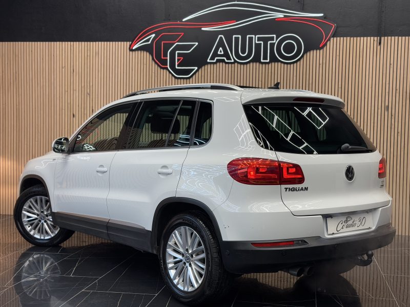 VOLKSWAGEN TIGUAN 2015