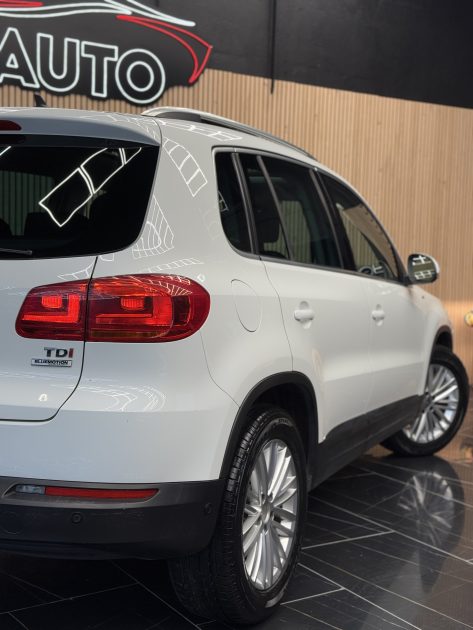 VOLKSWAGEN TIGUAN 2015