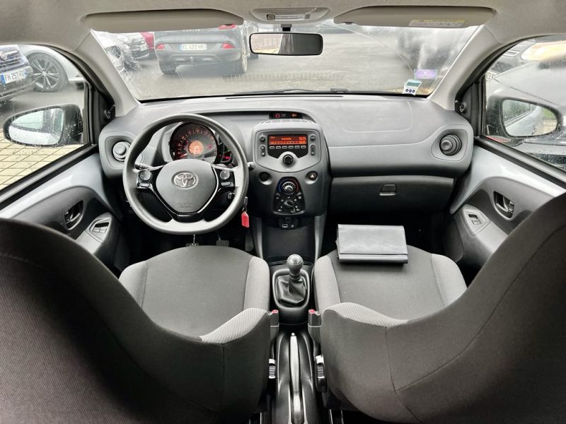 TOYOTA AYGO 1.0 VVTi 72CV X-PRO