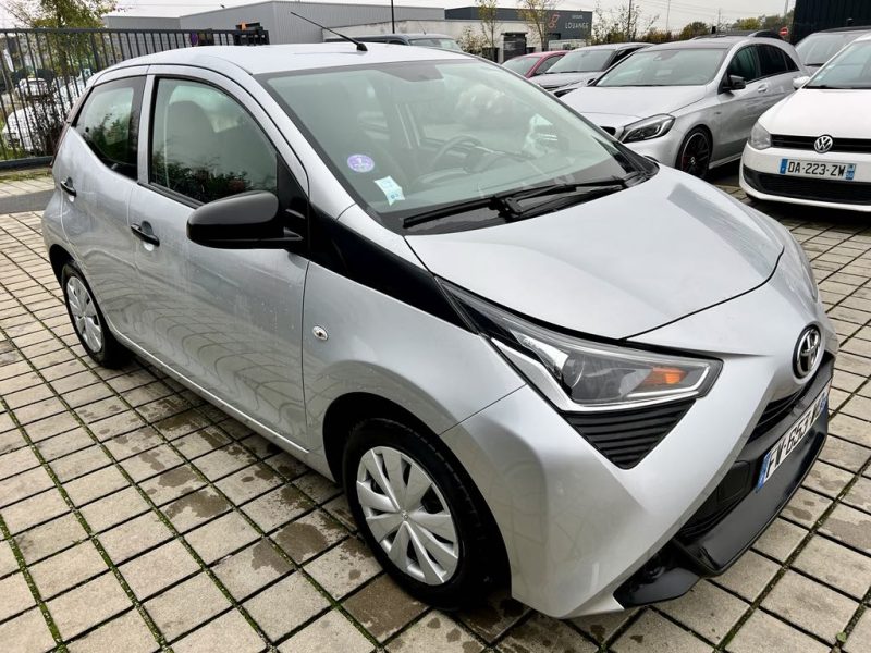 TOYOTA AYGO 1.0 VVTi 72CV X-PRO