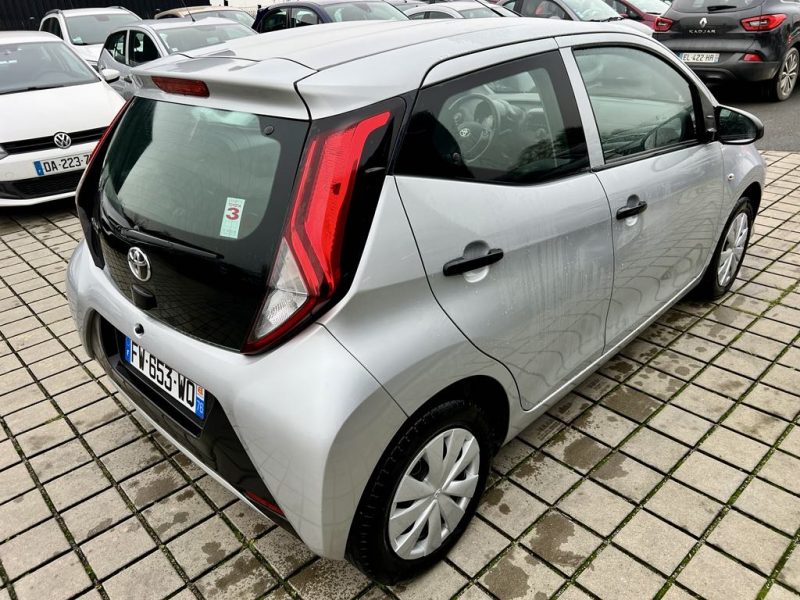 TOYOTA AYGO 1.0 VVTi 72CV X-PRO