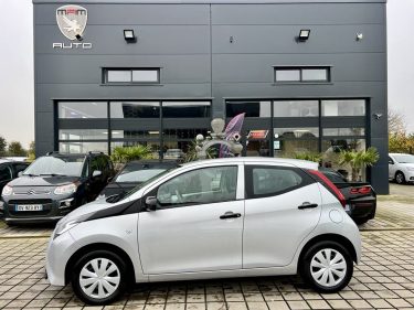 TOYOTA AYGO 1.0 VVTi 72CV X-PRO