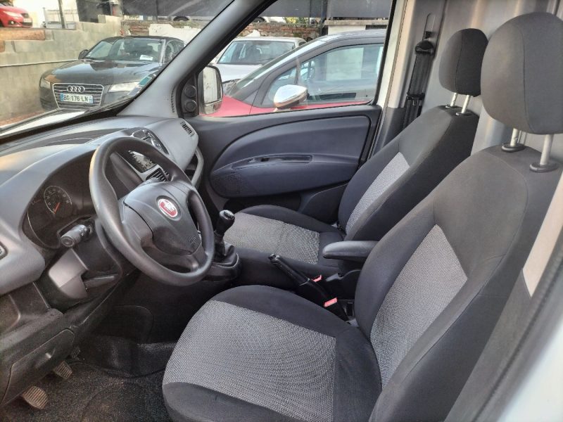 FIAT DOBLO 2011