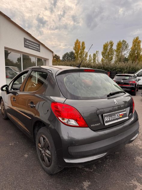 PEUGEOT 207 1.4 Vti 95CV / Moteur à chaine Révisée CT OK