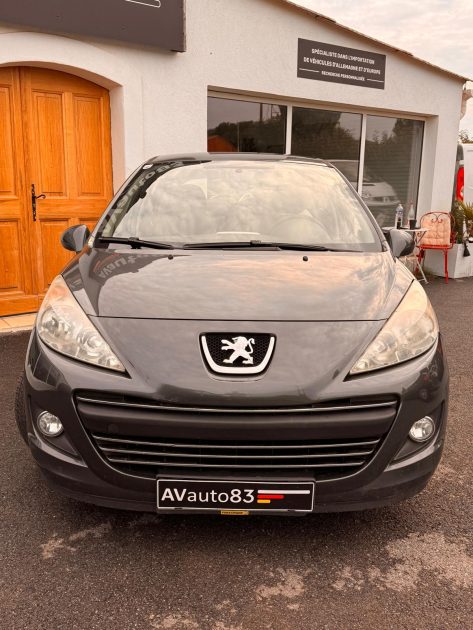 PEUGEOT 207 1.4 Vti 95CV / Moteur à chaine Révisée CT OK