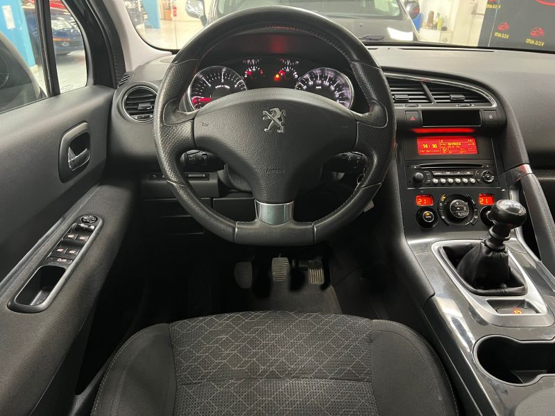 PEUGEOT 3008 1.6 HDi 115CH FAP STYLE