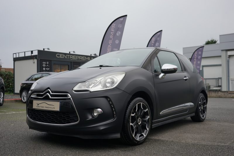 CITROEN DS3 1.6 THP 155 SPORT CHIC BLACK EDITION