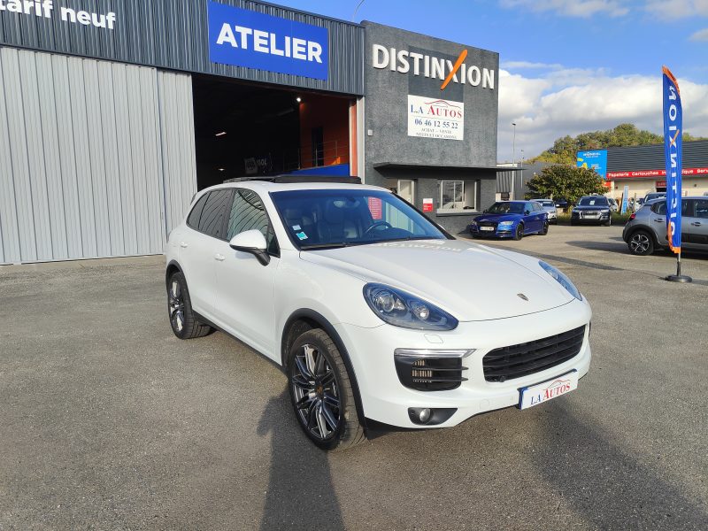 PORSCHE CAYENNE 3.0 Diesel 262cv ATTELAGE + TOIT OUVRANT