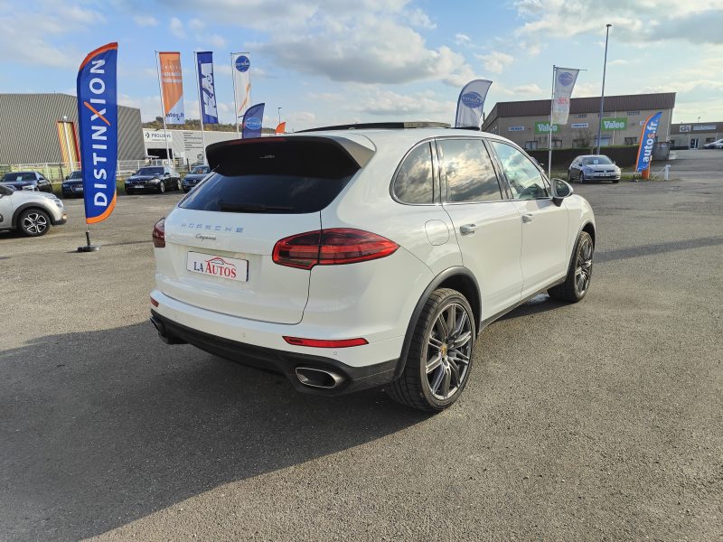 PORSCHE CAYENNE 3.0 Diesel 262cv ATTELAGE + TOIT OUVRANT