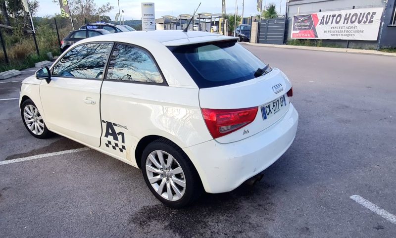 AUDI A1 2011