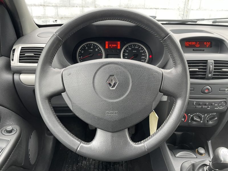 RENAULT CLIO 2010