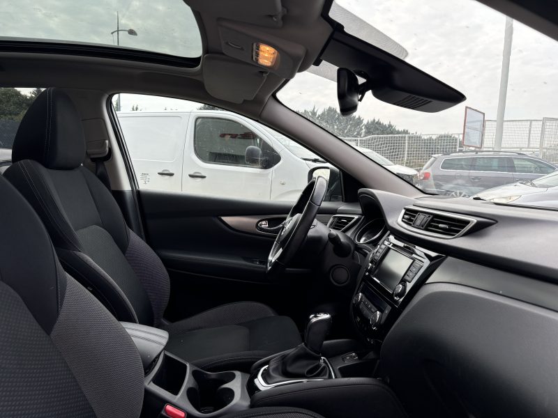 NISSAN QASHQAI 2019