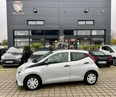 TOYOTA AYGO 1.0 VVTi 72CH X-PRO