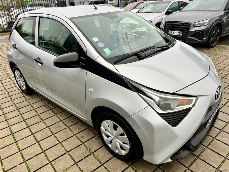 TOYOTA AYGO 1.0 VVTi 72CH X-PRO