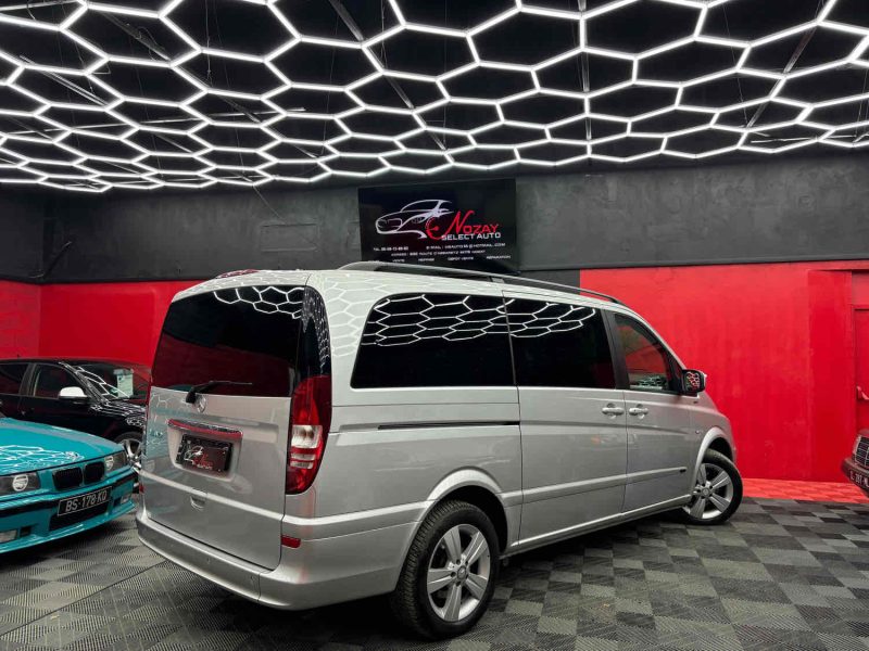 MERCEDES BENZ VIANO  2011