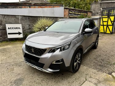 PEUGEOT 3008 SUV 2020