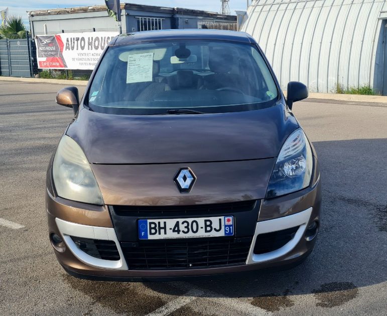 RENAULT MEGANE SCENIC 2011