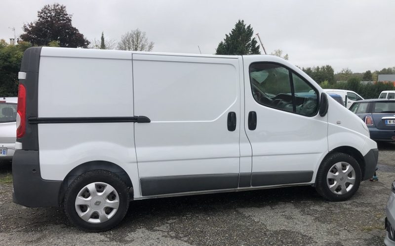 Renault Trafic 2.0 dCi 90 cv L1H1 2,7t garantie 12 mois nationale 12900 TTC