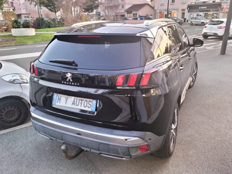 PEUGEOT 3008 2017