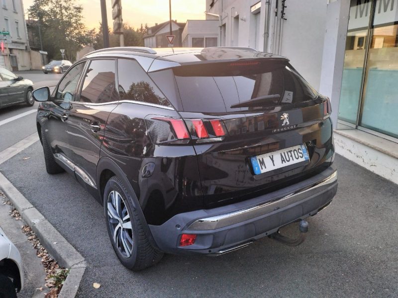 PEUGEOT 3008 2017