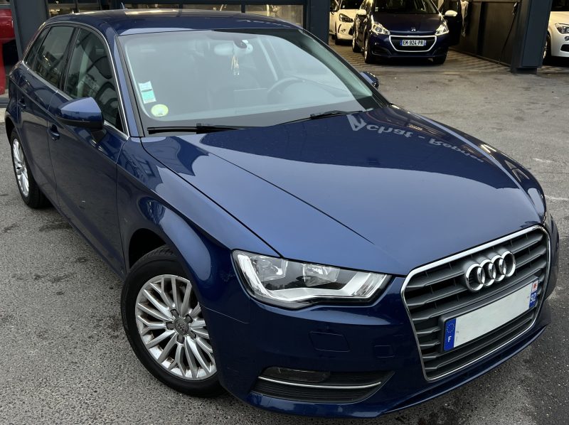 AUDI A3 III SPORTBACK 1.6 TDI 105 Cv GPS BLUETOOTH INTERIEUR SEMI CUIR REGULATEUR - GARANTIE 1 AN