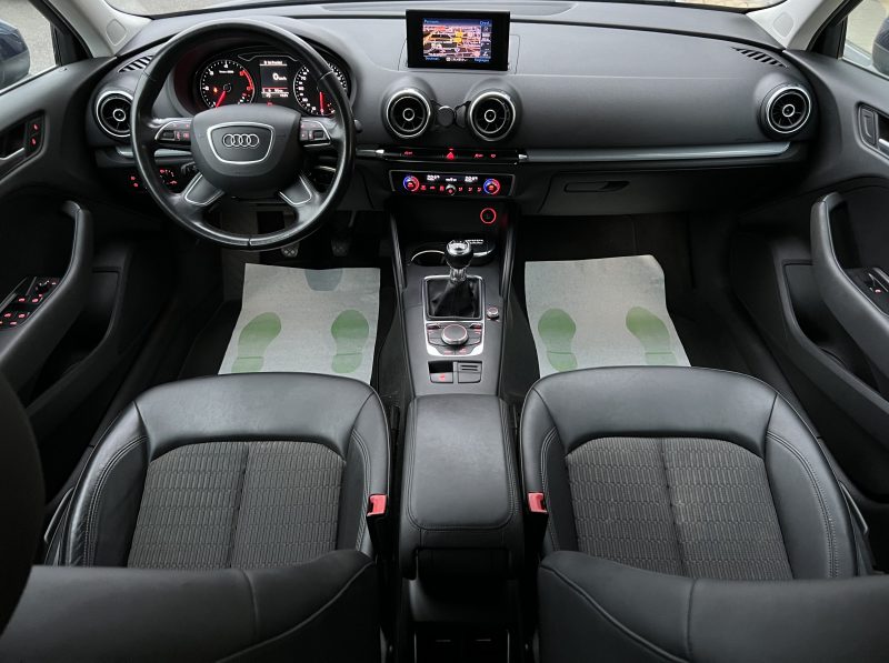 AUDI A3 III SPORTBACK 1.6 TDI 105 Cv GPS BLUETOOTH INTERIEUR SEMI CUIR REGULATEUR - GARANTIE 1 AN