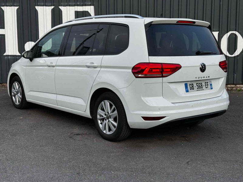 VOLKSWAGEN TOURAN 2021 