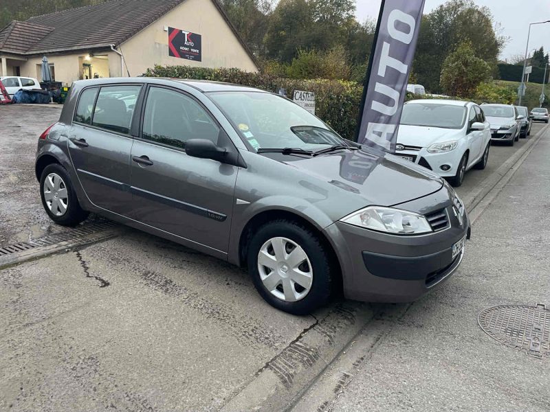 RENAULT MEGANE 1.6i 16V110CV