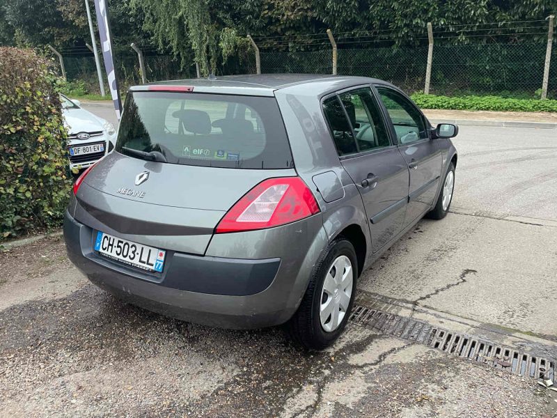 RENAULT MEGANE 1.6i 16V110CV