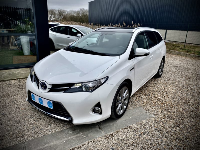 TOYOTA AURIS TOURING SPORT 136H DYNAMIC 03/2017