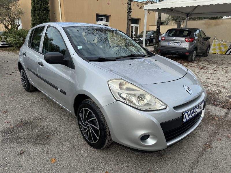 RENAULT CLIO III 1.2 75cv