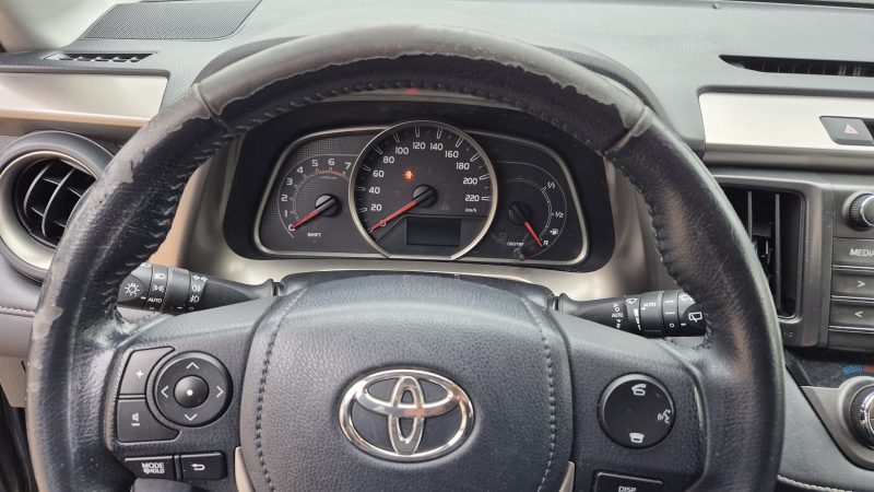 TOYOTA RAV4 2014