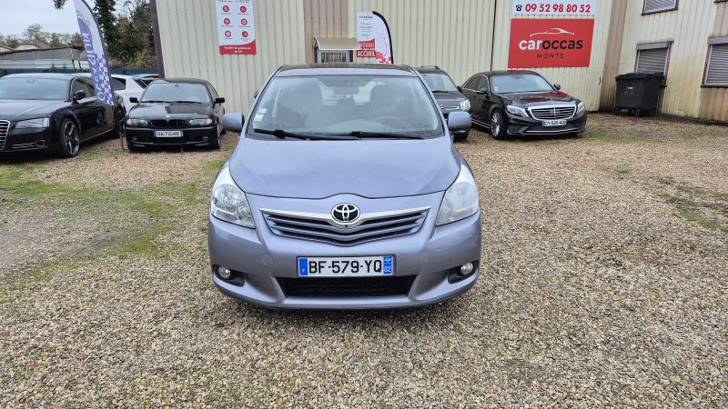 TOYOTA VERSO 2011