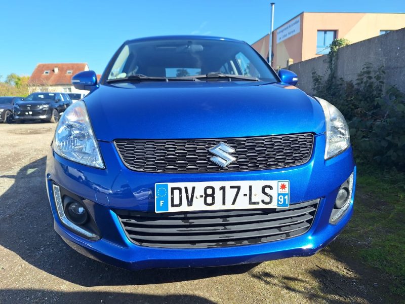 SUZUKI SWIFT 2015