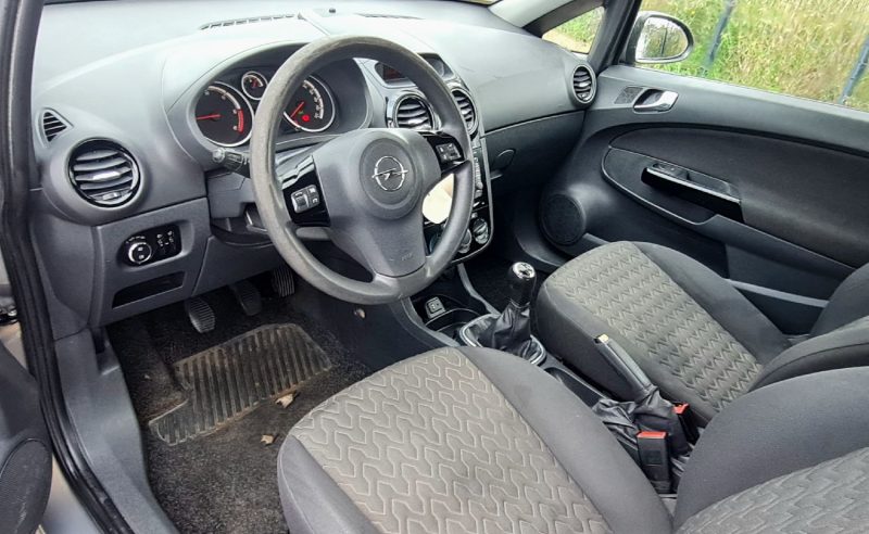 OPEL CORSA 2013