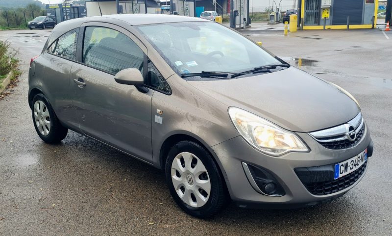 OPEL CORSA 2013