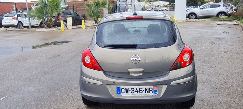 OPEL CORSA 2013