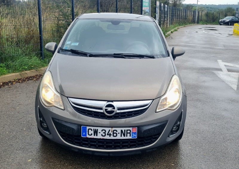 OPEL CORSA 2013