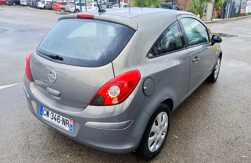 OPEL CORSA 2013