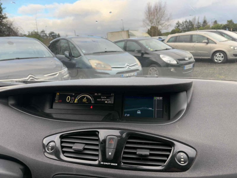 RENAULT MEGANE SCENIC 2013