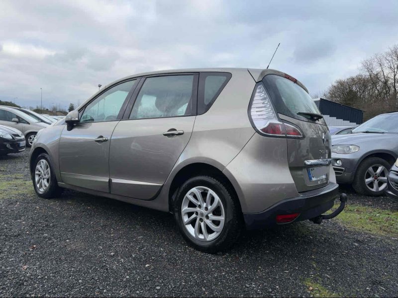 RENAULT MEGANE SCENIC 2013