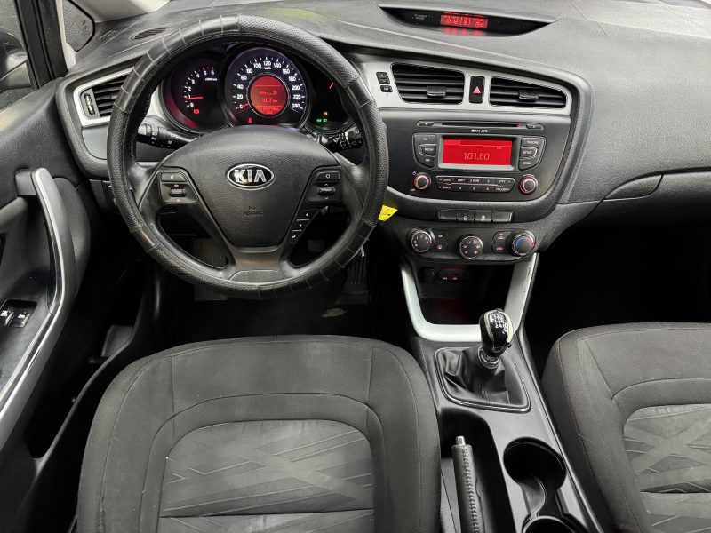 KIA CEE-D 2012